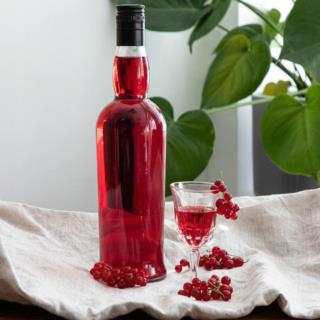 Butelka kapitańska zakrętką Browin 700ml